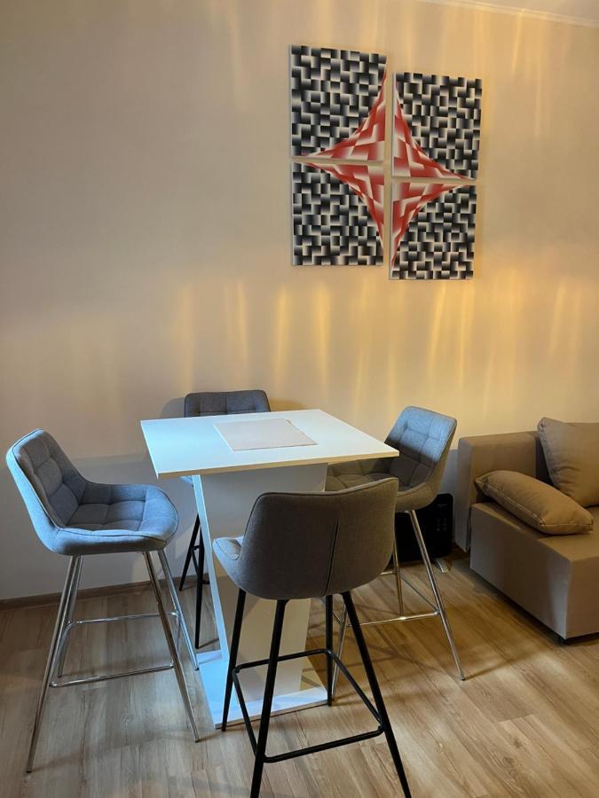 M&M Apartment, Free Parking Κάρλοβι Βάρι Εξωτερικό φωτογραφία